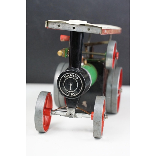 177 - Steam Engine - Boxed Mamod TE1A Steam Tractor Steam Engine, in main body green with red spoked wheel... 