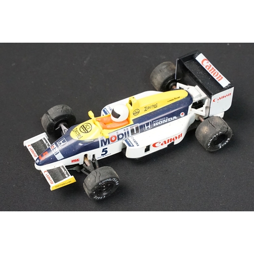 187 - Eight boxed / cased diecast models to include 6 x Heritage Formula One models including 210 Williams... 