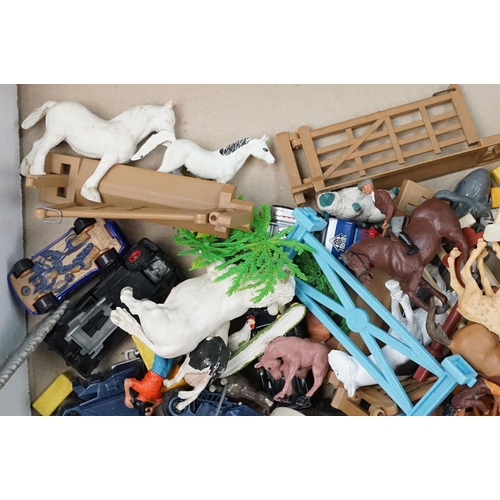 196 - Quantity of mixed plastic animal figures and accessories to include examples from Britains featuring... 