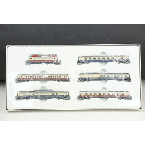 31 - Boxed Trix Minitrix N gauge 11614 Schnellzugset Rheinpfeil Express Train Set, complete