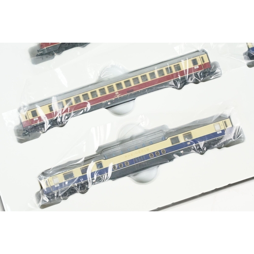 31 - Boxed Trix Minitrix N gauge 11614 Schnellzugset Rheinpfeil Express Train Set, complete