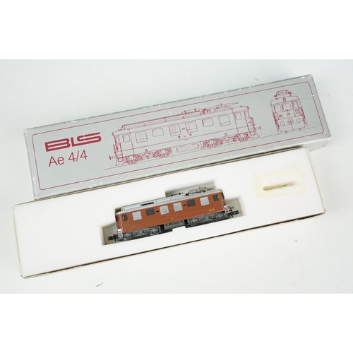 52 - Four cased / boxed N gauge locomotives to include 2 x Kato (K11604 SBB CFF Re 4/4 I & KAC-13709-11 S... 