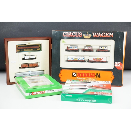 53 - Three boxed Arnold N gauge rolling stock sets to include 0440, 0152 Circus Wagen and HN6019 Bierwage... 