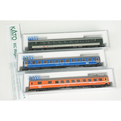 58 - Two boxed Kato N gauge Wagon Sets to include K23000 SBB RIC Airberg Express Wagenset, and K23003 SBB... 