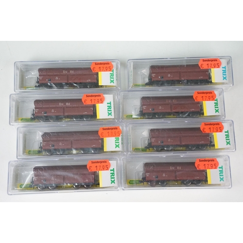 64 - 37 Cased Trix Minitrix N gauge items of rolling stock to include 11038, 15452-03, 15782, 15452-01, 1... 