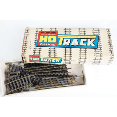 70 - 21 Boxed Bachmann HO gauge Track packs to include 1711 Straight Track, 1706 Curved Track, 17107 Curv... 