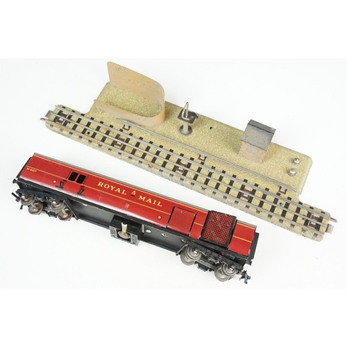 74 - Three boxed Hornby Dublo locomotives to include EDLT20 Bristol Castle (box lid missing an end flap a... 