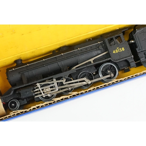 74 - Three boxed Hornby Dublo locomotives to include EDLT20 Bristol Castle (box lid missing an end flap a... 