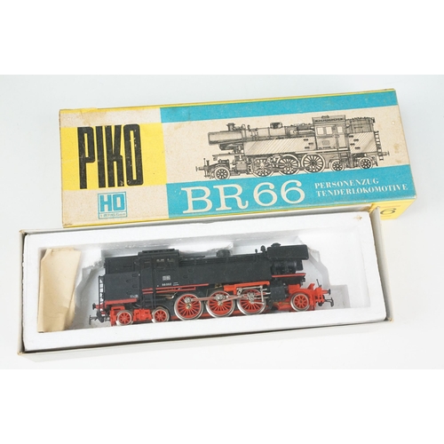 75 - Five boxed Piko HO gauge locomotives to include E42, BR55, BR66, E69 & BR75