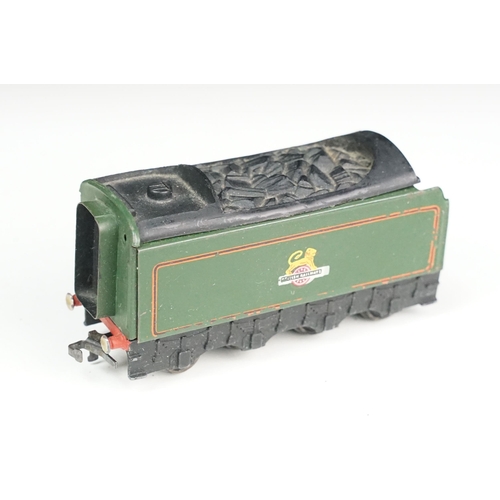 79 - Six Hornby Dublo locomotives to include Bristol Castle, Duchess of Atholl, Silver King, Duchess of M... 