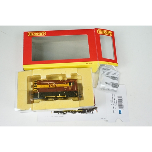 81 - Two boxed Hornby OO gauge locomotives to include R2759X Regional BR Class 153 DMU 153303 (DCC Fitted... 