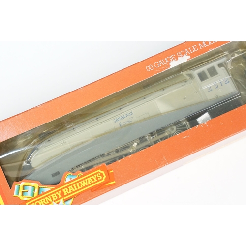 82 - Five boxed Hornby OO gauge locomotives to include R099 LNER A4 Class Loco Silver Fox, R330 BR 2-10-0... 