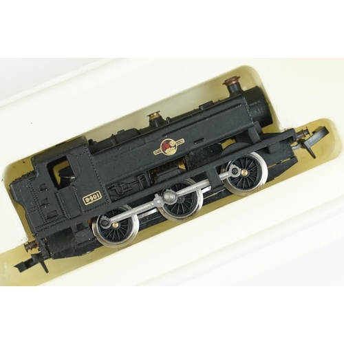 9 - Boxed Graham Farish N gauge No 8143 3 Car 57ft Diesel Motor Unit Class 101 DMBS Motorised TS & DMC B... 