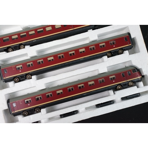 114A - Boxed Lima HO gauge 149818LK VT08 DMU set, complete