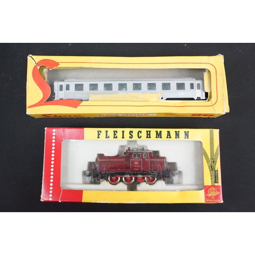 154A - Two boxed HO gauge locomotives to include Roco 4149A and Fleischmann 1379, plus a Jouef SNCF BB 9201... 