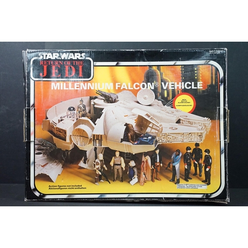 1557 - Star Wars - Boxed original Star Wars Return Of The Jedi Millennium Falcon Vehicle, appearing complet... 