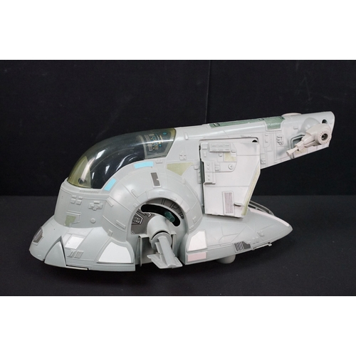 1558 - Star Wars - Two boxed original Star Wars Return Of The Jedi vehicles to include Rebel Armoured Snows... 