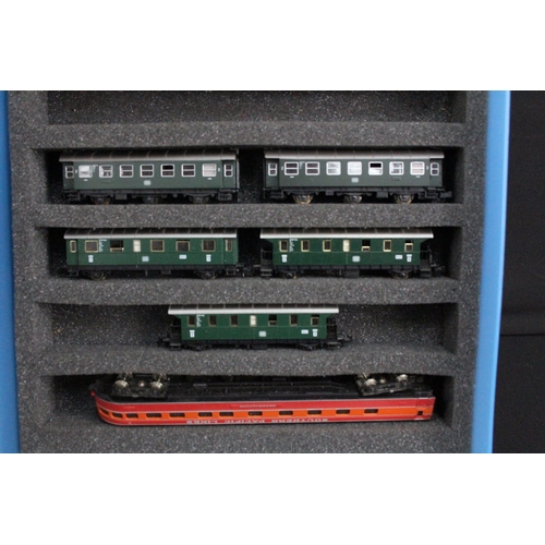 134 - 19 Cased N gauge items of rolling stock to include Rivarossi, Fleischmann and Minitrix, plus 11 x un... 