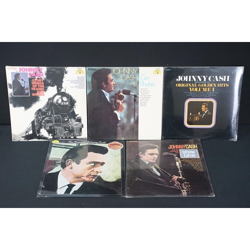 216 - Vinyl - 30 Johnny Cash 1950s / 1960s US pressing LPs featuring 7 original Sun Records pressings and ... 