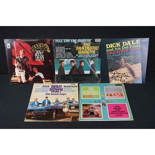 219 - Vinyl - 28 mainly US pressing surf / hot rod LPs to include Dick Dale & His Del-Tones x 2 (1 signed ... 