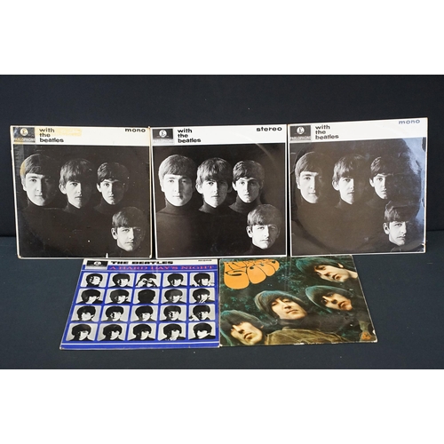 253 - Vinyl - 25 Beatles LPs featuring foreign pressings to include Abbey Road (misalinged apple), Revolve... 