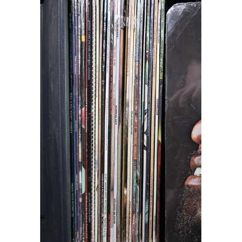 249 - Vinyl - 28 mainly soul LPs to include Al Wilson, Apollo, The Hues Corporation x 2, The Fifth Dimensi... 