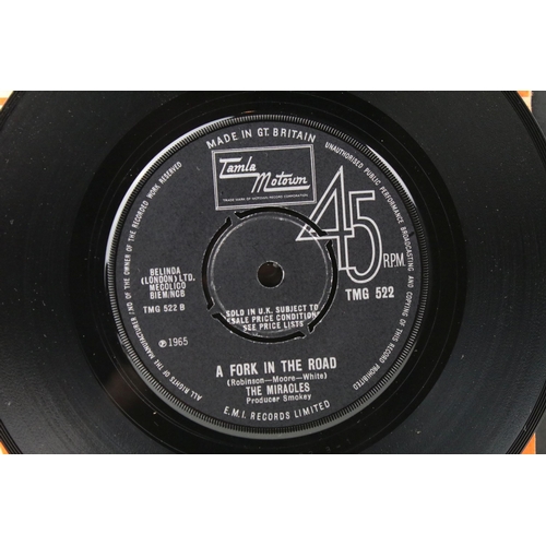 419 - Vinyl - The Miracles ‎– The Tracks Of My Tears / A Fork In The Road, 7” single on Motown Records - T... 