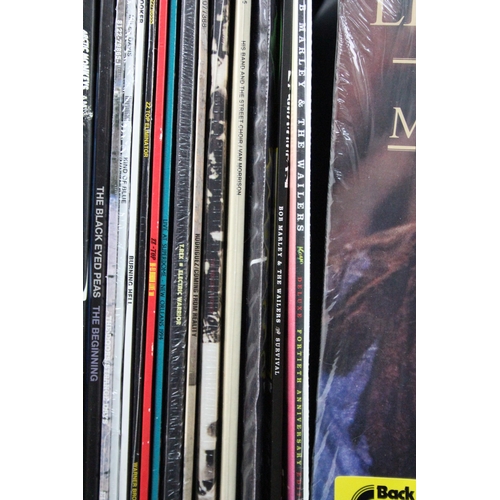 352 - Vinyl - 21 recent release / reissue LPs to include Bob Marley x 3 (1 sealed), Pink Floyd (Dark Side ... 