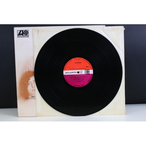 10 - Vinyl - Led Zeppelin self titled LP on Atlantic Records 588171. Original UK 1st pressing with turquo... 