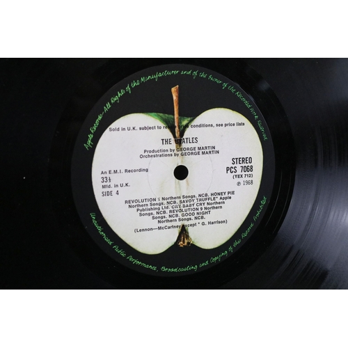 7 - Vinyl - The Beatles White Album (PCS 7067/8) No. 0401923, top opener, stereo, black inners, 3 photos... 