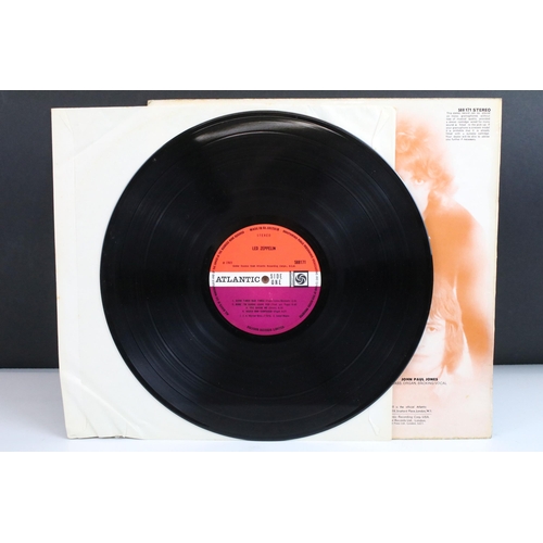 90 - Vinyl - 3 original UK pressing Led Zeppelin LPs all with plum Atlantic labels to include Self Titled... 