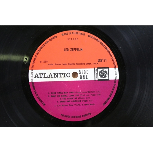 90 - Vinyl - 3 original UK pressing Led Zeppelin LPs all with plum Atlantic labels to include Self Titled... 