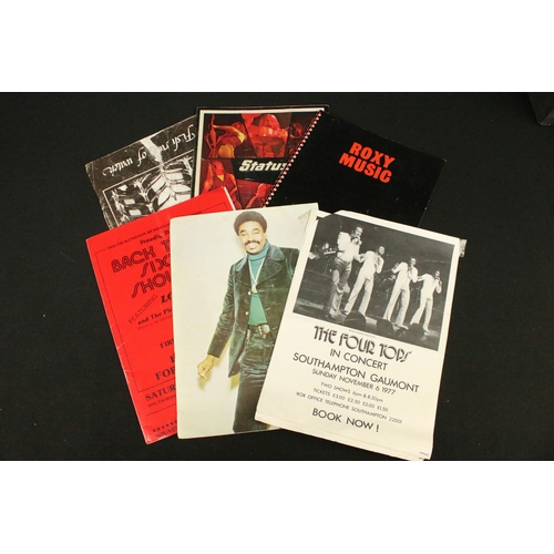 706 - Memorabilia - Rock & Pop items to include tour programmes (Nazareth 1979, UB40 x 2 1984, Wings 1979,... 