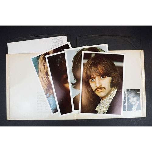 168 - Vinyl - 5 The Beatles LPs to include The White Album (No. 0332570, top opener, stereo, black inners,... 