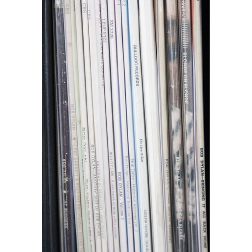 232 - Vinyl - 18 Bob Dylan LPs including private pressings to include The Free Wheelin' (UK mono), Bringin... 