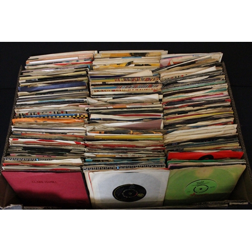 326 - Vinyl - Over 400 Rock and Pop mainly 1970’s - 1980’s 7” singles including promos, to include: Gong, ... 