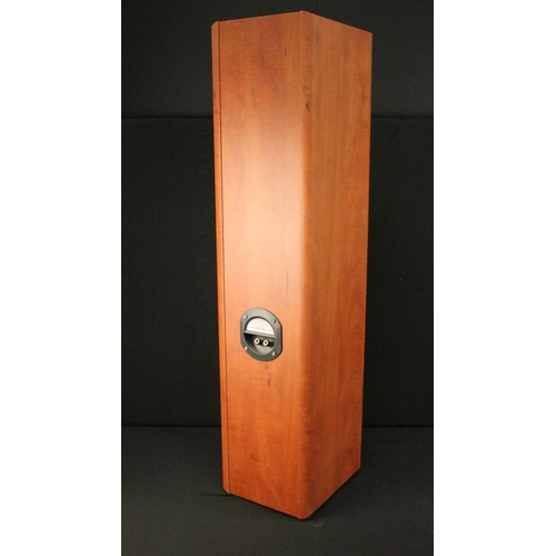 770 - H-Fi - Pair of Focal JMLab 714S floor standing speakers