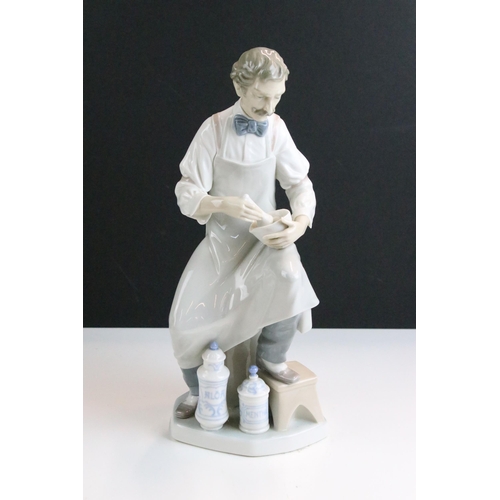 16 - Selection of Lladro figurines to include girl with lamb, girl with duck and bucket, boy in night gow... 