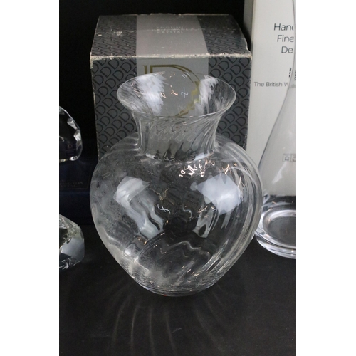 49 - Dartington Crystal paperweight, decanter, twist vase, Capredoni 'Dolphin' paperweight and a Glasi He... 