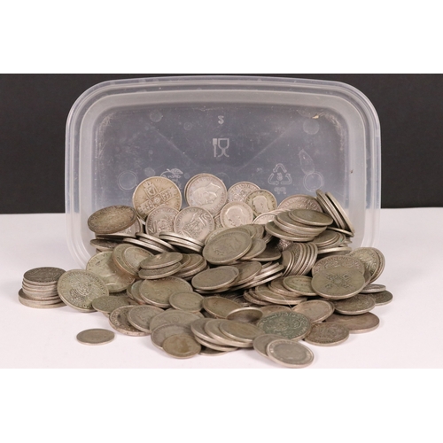 150 - A good collection of British pre decimal pre 1947 and pre 1920 silver coins to include half crowns, ... 