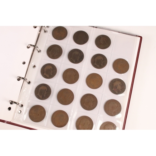 204 - A collection of mainly British pre decimal coins to include a good selection of silver examples toge... 