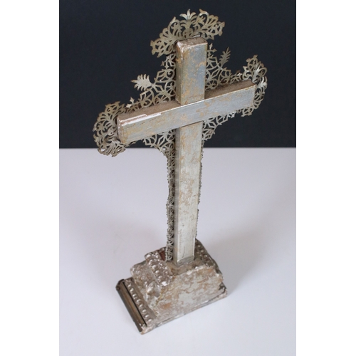 181 - Wooden table top alter decorated crucifix cross with metal Jesus and filigree atop a silvered wood b... 