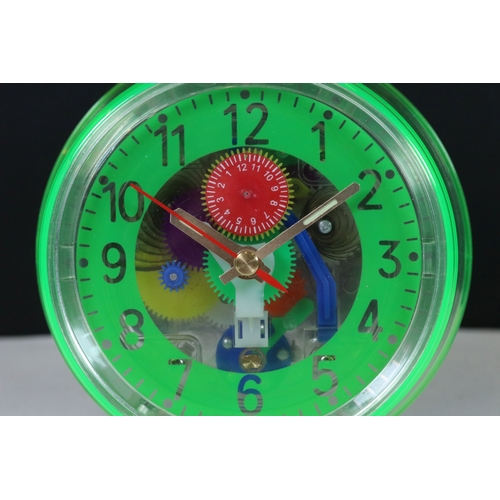 256 - Retro Lucite skeleton clock Smiya Smica by Henteco