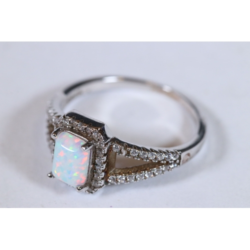 286 - Silver CZ and central opal panel ring