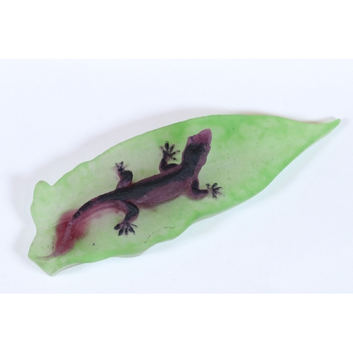 312 - Almeric Walter paperweight, realistic lizard on a leaf, green, red / brown and frosted pate-de-verre... 