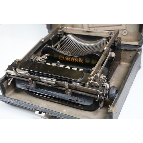 460 - Early 20th century Corona 'The personal writing machine' typewriter in original box with instruction... 