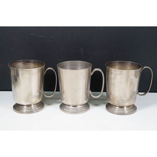 484 - Selection of tankards to include silver plate, pewter, ceramic and glass examples, Arthur Price, Vin... 