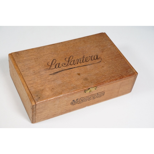 490 - Quantity of boxes to include wooden examples, La Lantera cigar box, brass detail inlay examples and ... 