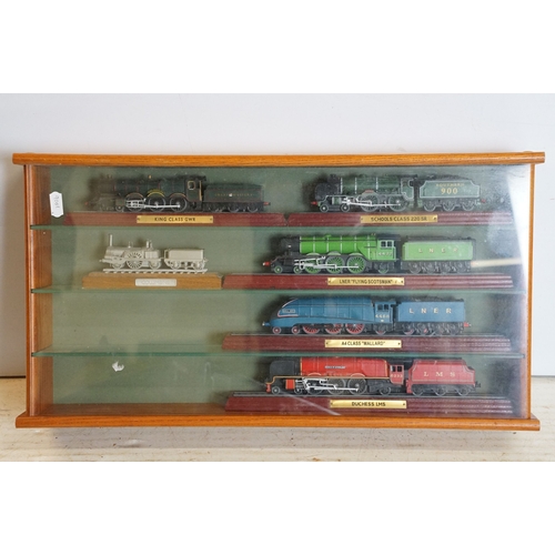 500 - 12 Metal locomotive models on wooden plinths to include The Rocket, Duchess of Hamilton etc plus 5 x... 