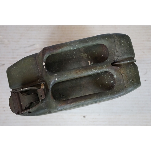 515 - 1967 vintage petrol fuel Jerry can, H 47cm